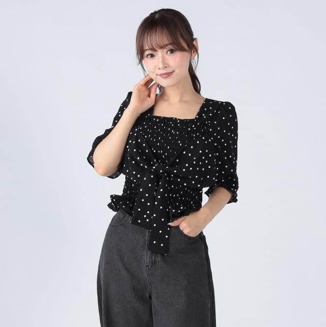 ドット柄スクエアネックリボンブラウス