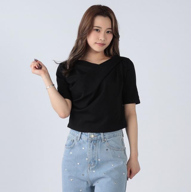 ドレープトップス