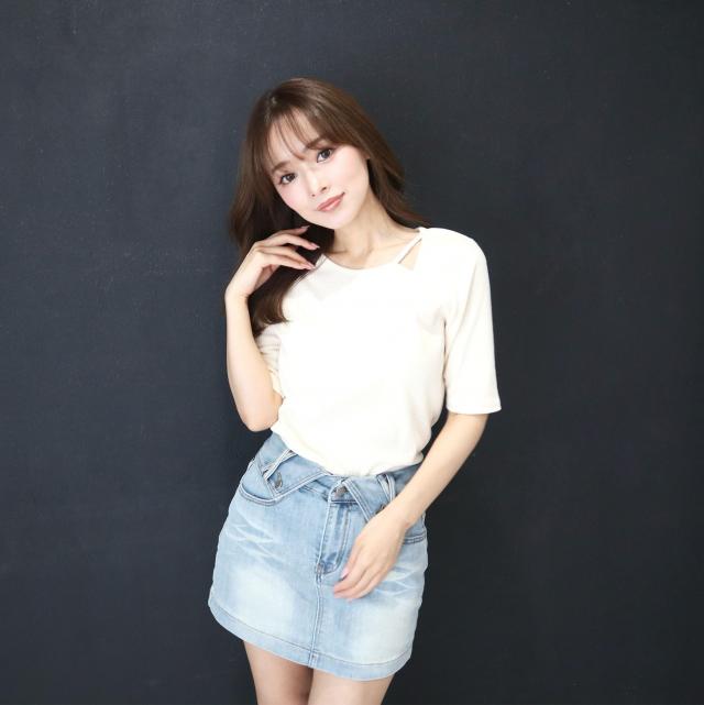 アシメショルダーオープンカットリブトップス