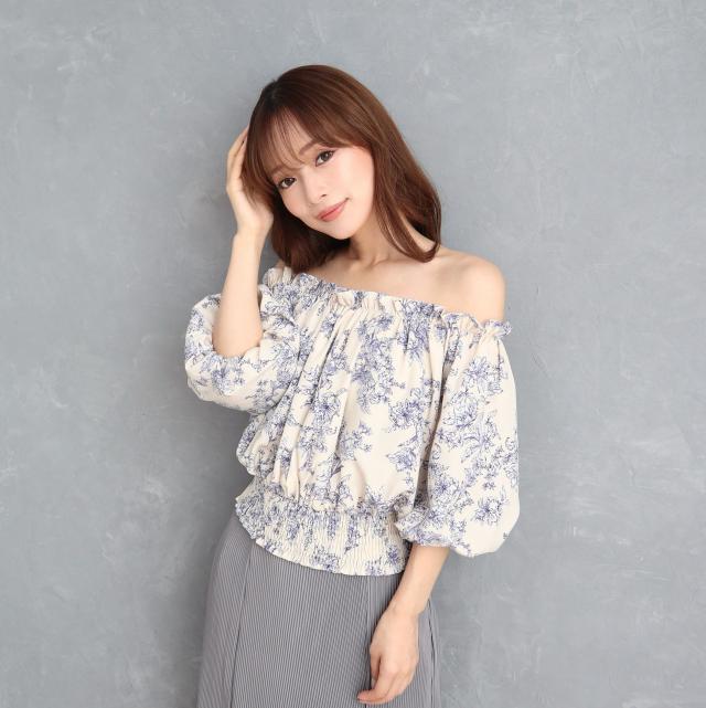 花柄バックリボンバルーン袖ブラウス