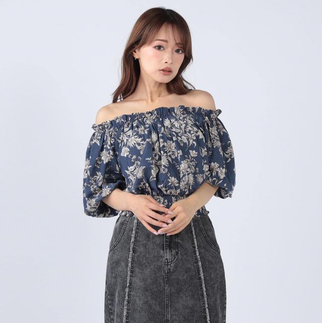 花柄バックリボンバルーン袖ブラウス