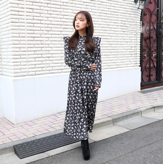 花柄ピンタックフリルワンピース