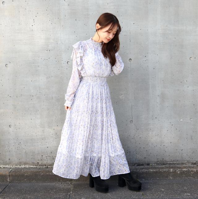 楊柳花柄フリルプリーツワンピース