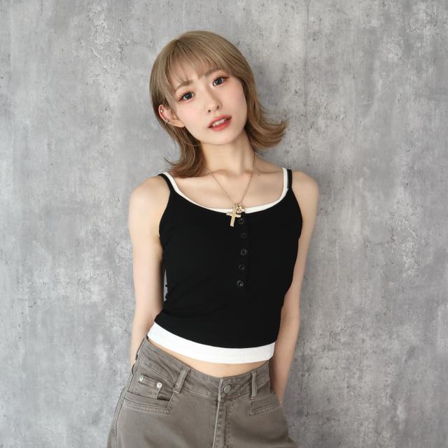 カップ付きヘンリーネックレイヤードキャミソール