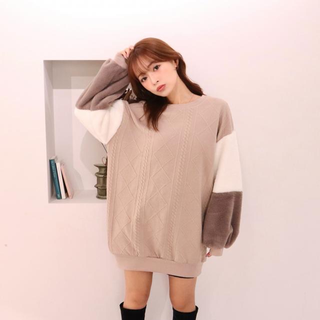 袖ファーゲーブル柄プルオーバー