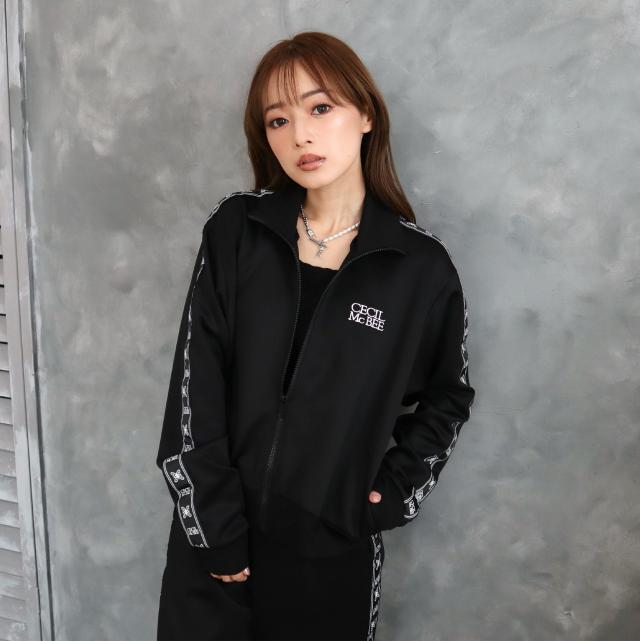 袖ジャガードロゴ　ダンボールニットトラックジャケット