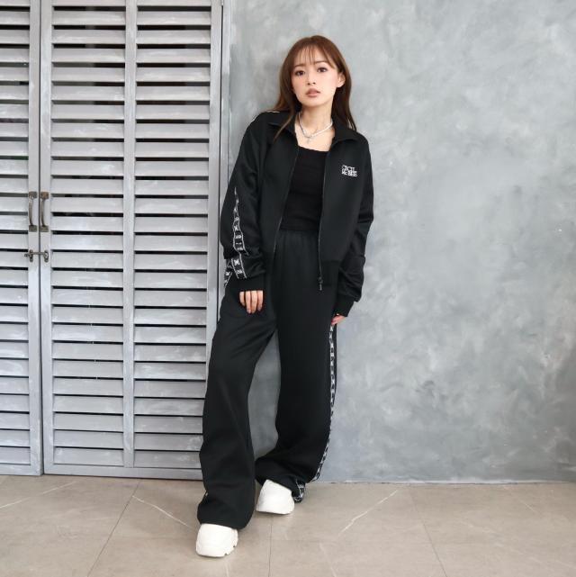 サイドジャガードロゴ　ダンボールニットパンツ